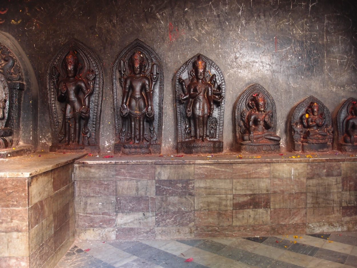 2018-01-14 13 Uhr - Am Tempel (Audio, Foto) 